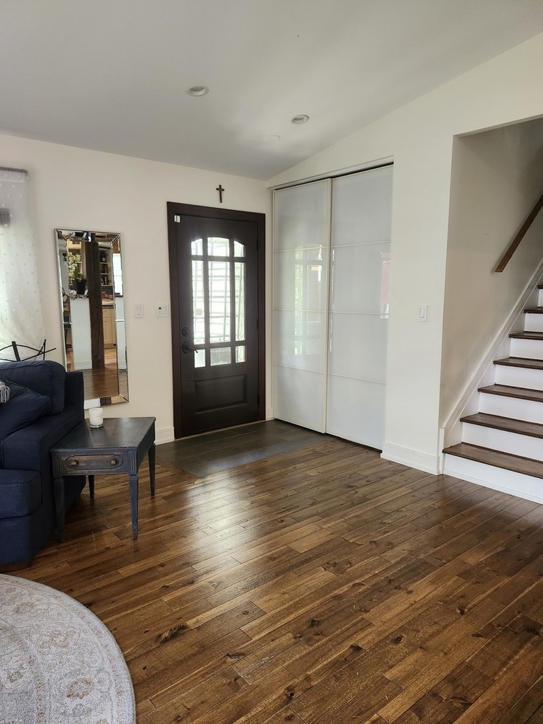301 Oakbrook Court - Photo 26