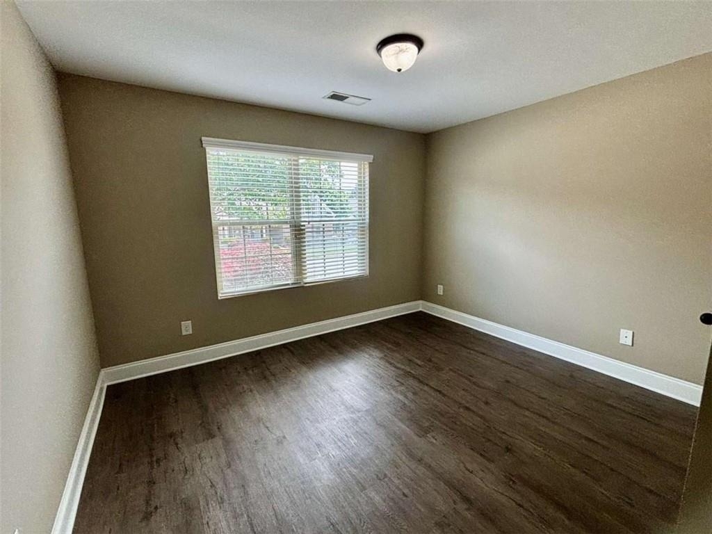 4668 Hidden Creek Drive - Photo 10