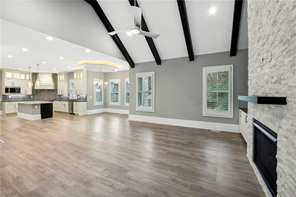 3750 Robinson Road Ne - Photo 17