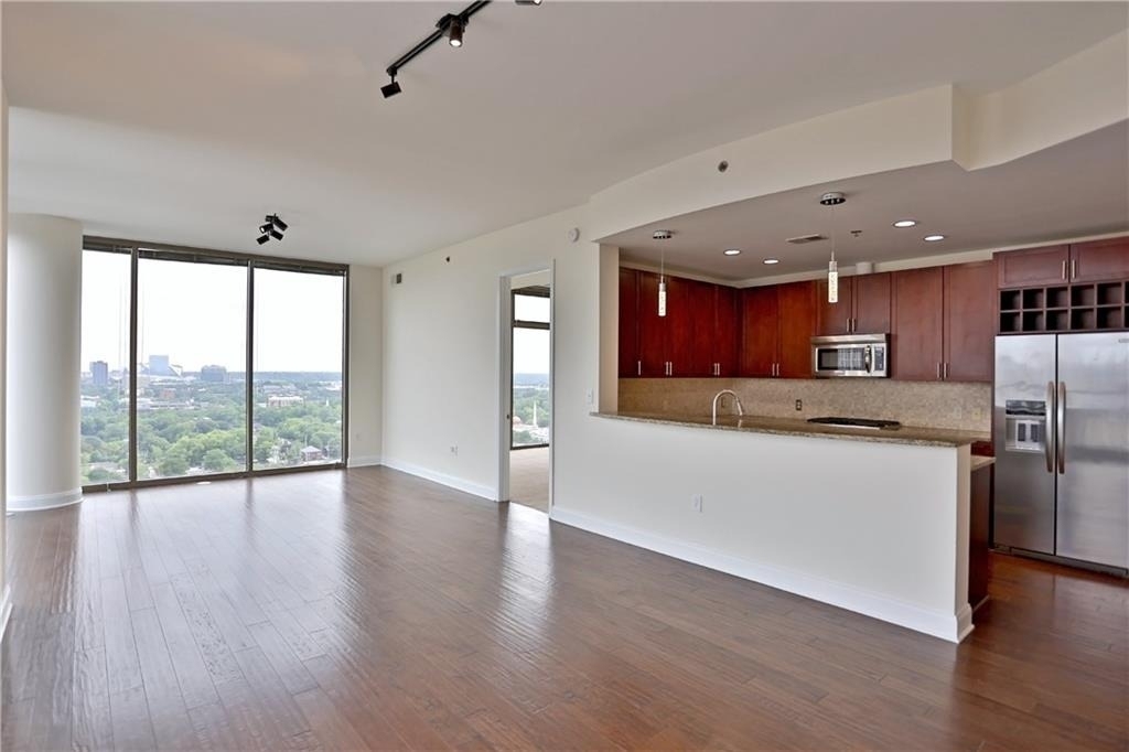 270 17th Street Nw - Photo 11