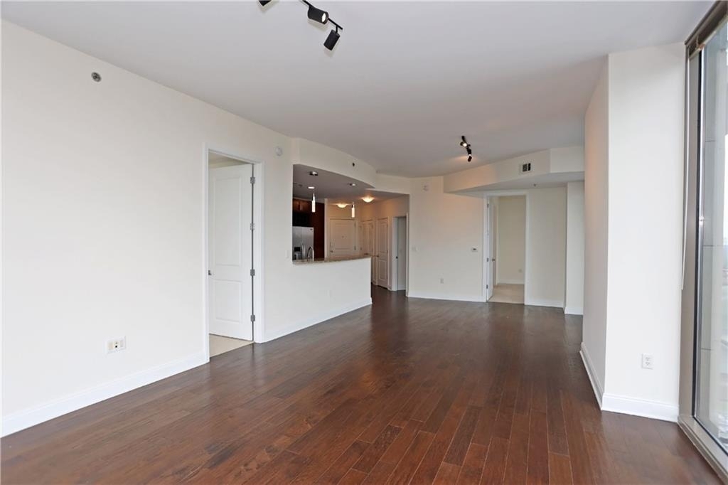 270 17th Street Nw - Photo 6