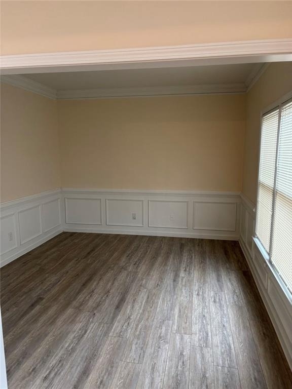 220 Cross Creek Drive - Photo 2