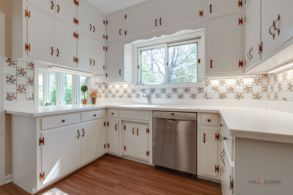 544 Ravine Avenue - Photo 11
