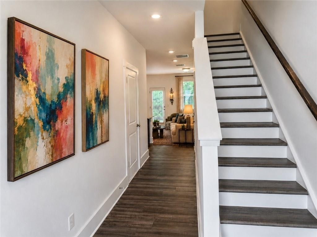 1682 Hannah Terrace Nw - Photo 2