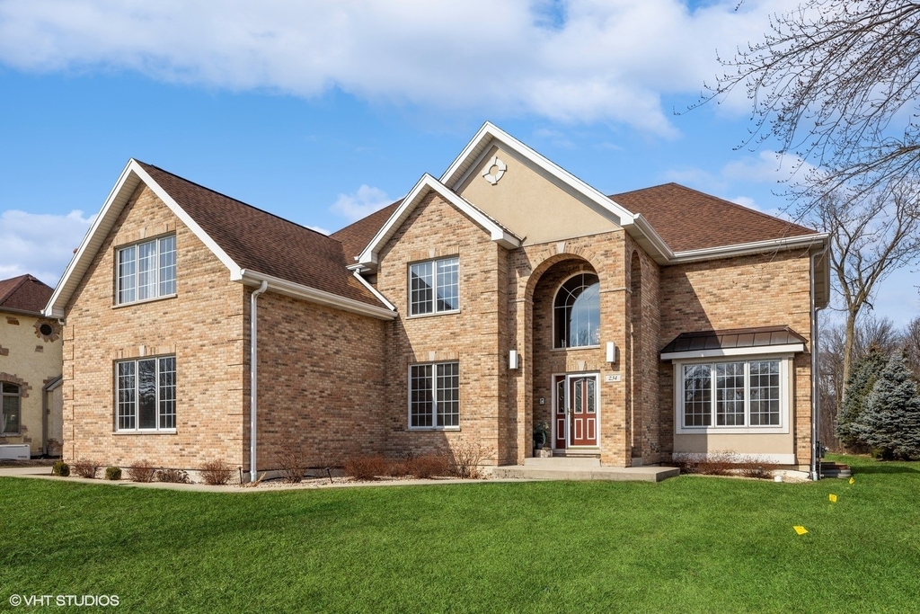 17w234 Massel Court - Photo 0