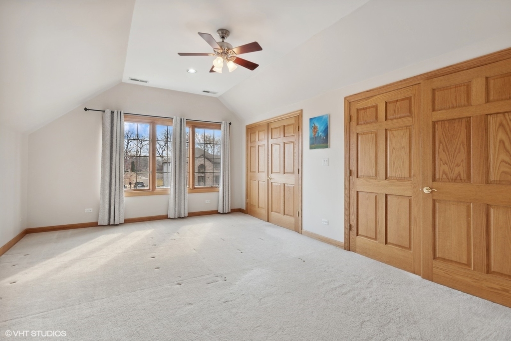 17w234 Massel Court - Photo 19