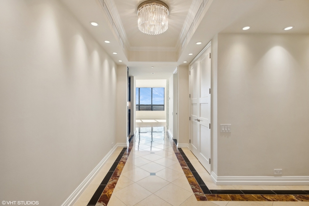 180 E Pearson Street - Photo 1