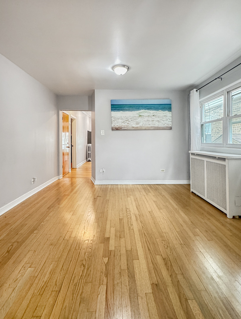 5322 W Cuyler Avenue - Photo 4