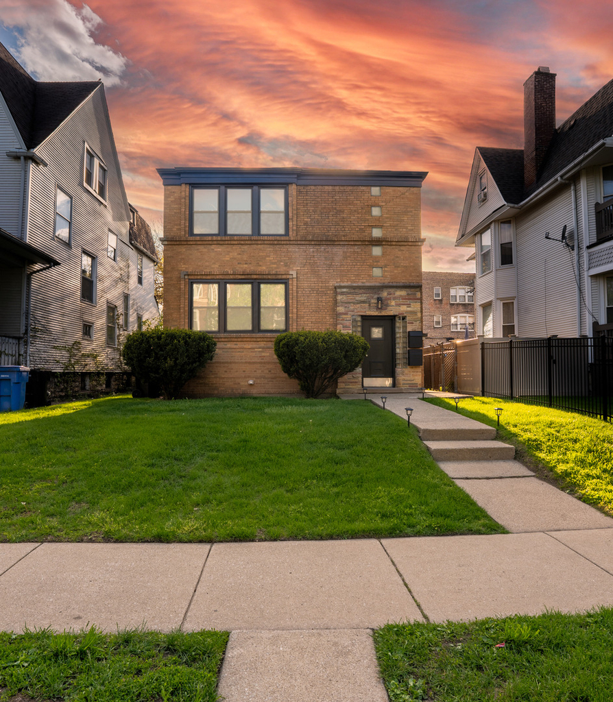 7212 S Euclid Avenue - Photo 0