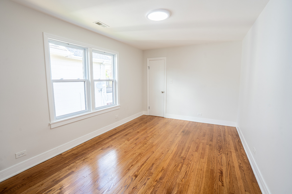 7212 S Euclid Avenue - Photo 12