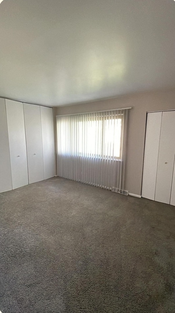 1015 Casa Drive - Photo 6