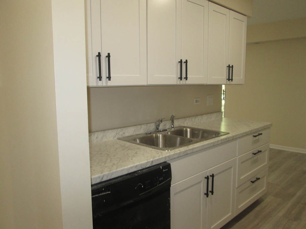 920 Casey Court - Photo 2