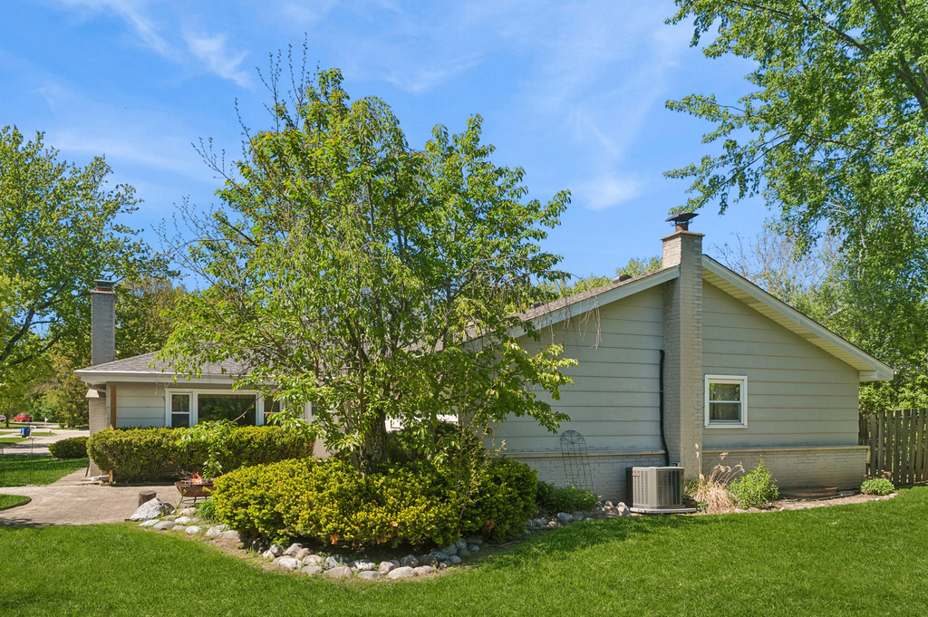 1663 Longvalley Drive - Photo 5