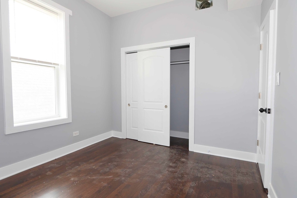 2858 S Saint Louis Avenue - Photo 10
