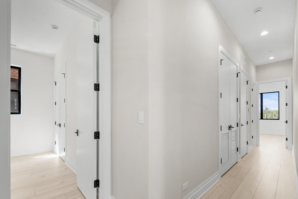 1331 W Taylor Street - Photo 5