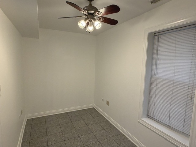 2140 W 23rd Street - Photo 10