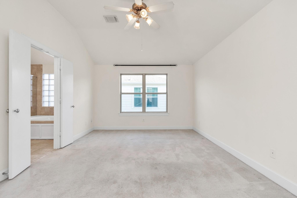 3627 Main Plaza Drive - Photo 23
