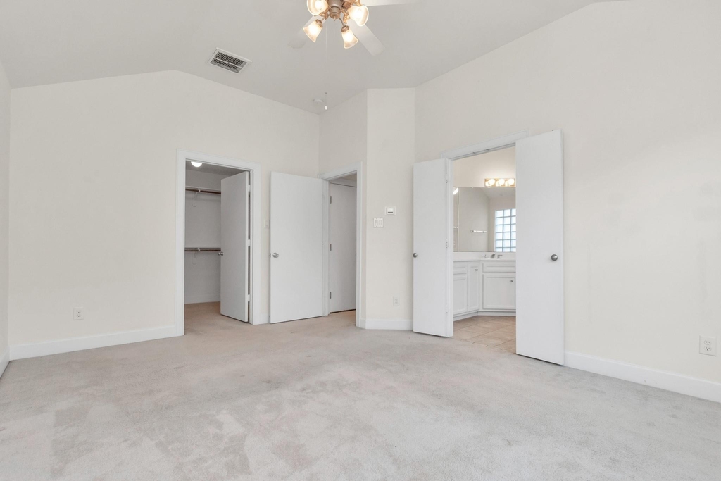 3627 Main Plaza Drive - Photo 22