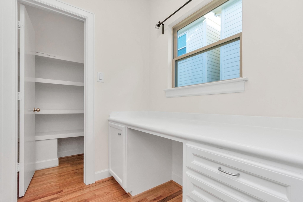 3627 Main Plaza Drive - Photo 19