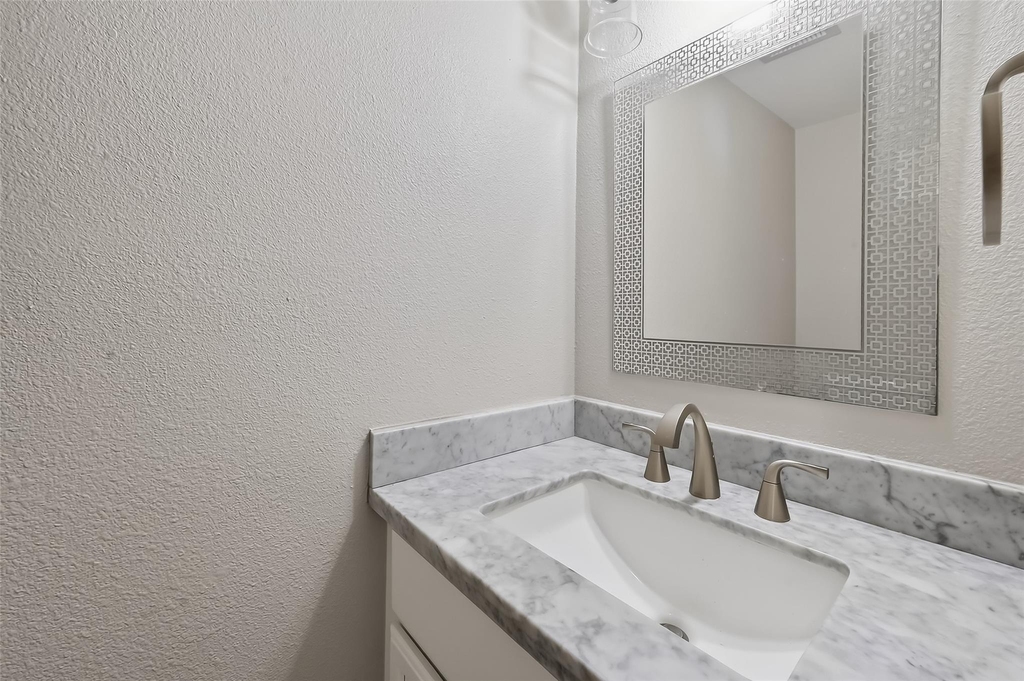 6351 Briar Rose Drive - Photo 14