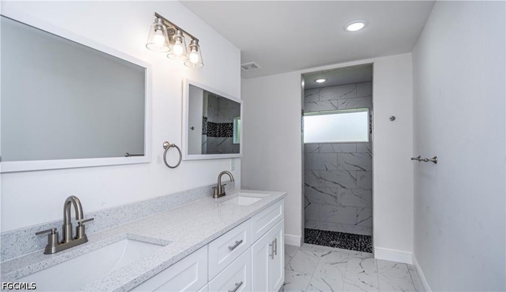 303 E 7th Street - Photo 5