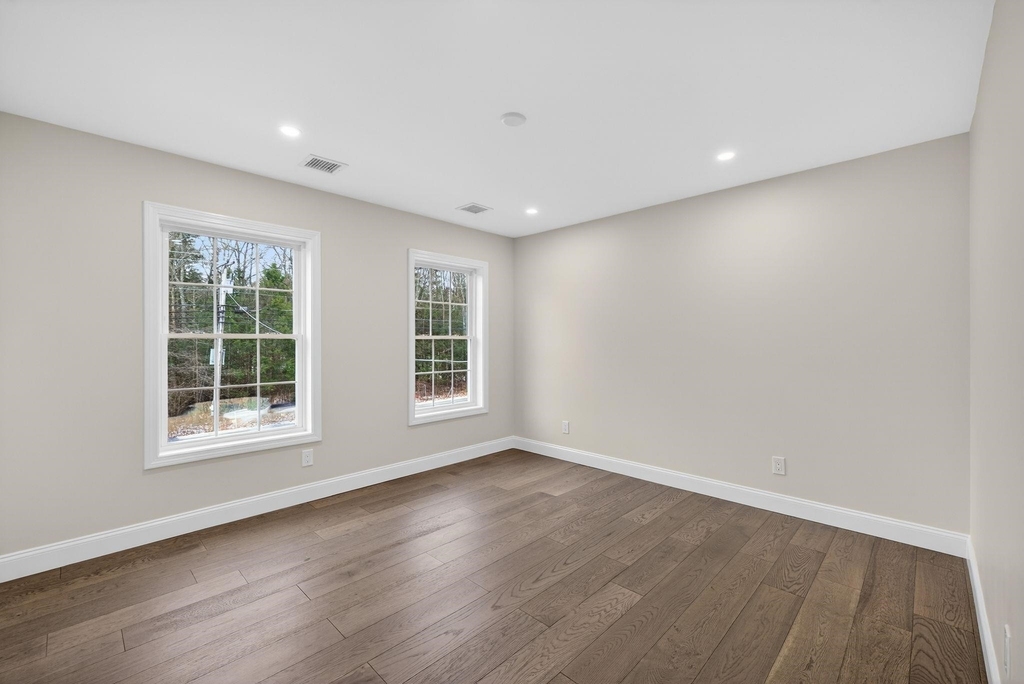 335 Raymond - Photo 40
