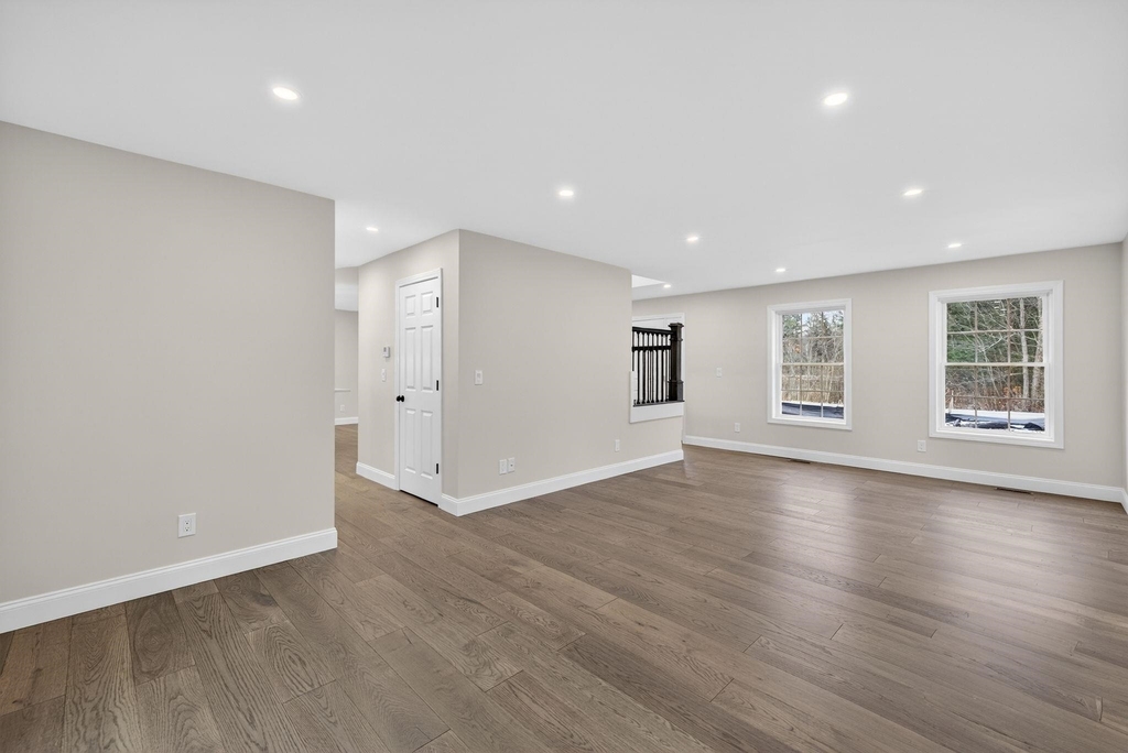 335 Raymond - Photo 21