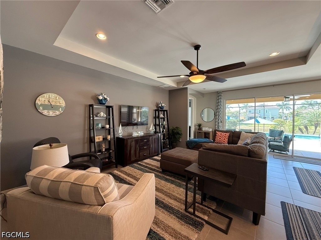 3916 King Edwards Street - Photo 12