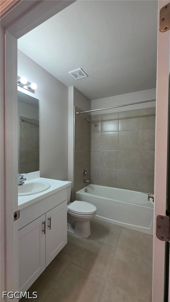 1437 Nw 31st Place - Photo 3