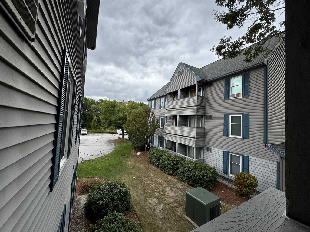 131 Eastern - Photo 14