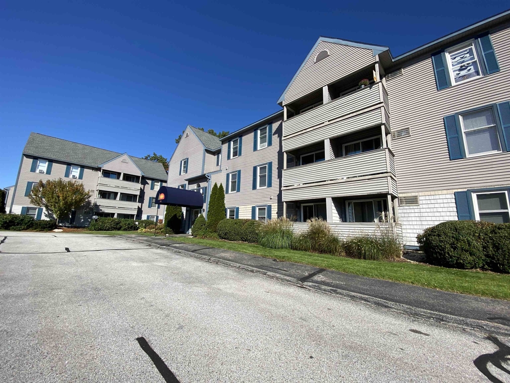 131 Eastern - Photo 37