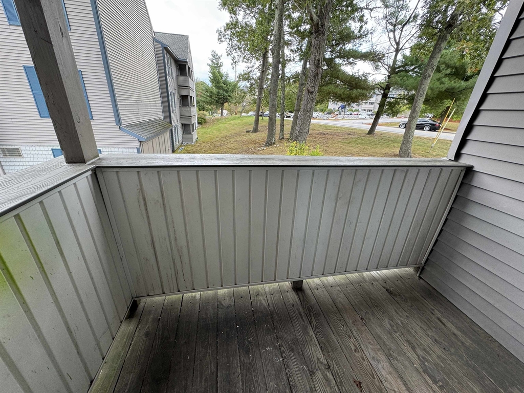 131 Eastern - Photo 13
