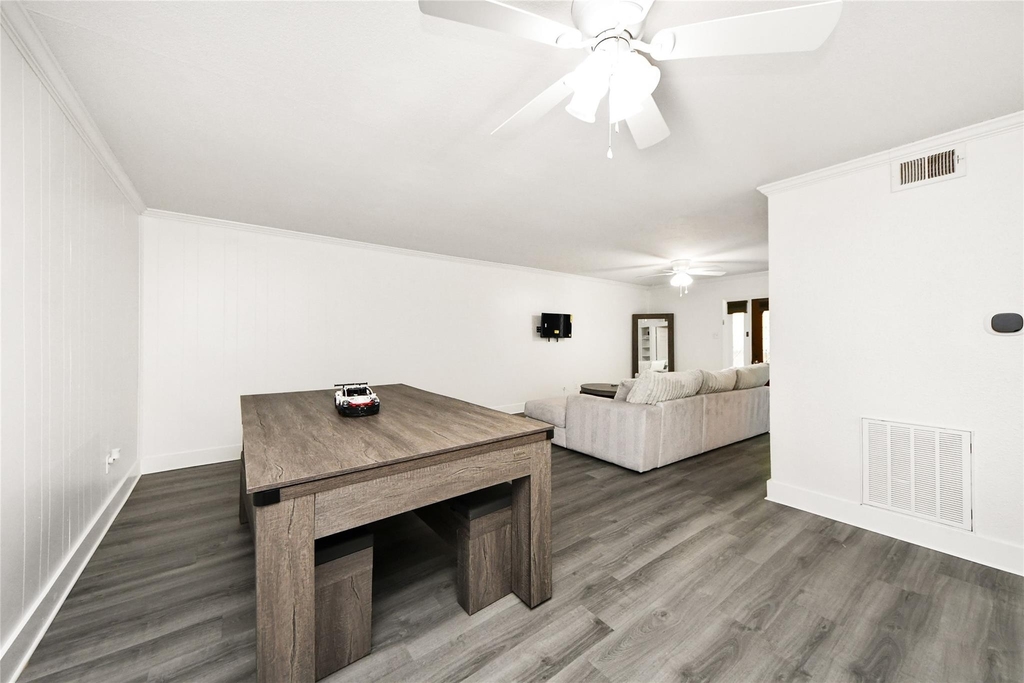 3131 Cummins Street - Photo 8