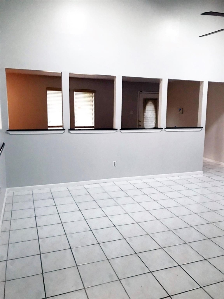 10118 Sageglow Drive - Photo 7