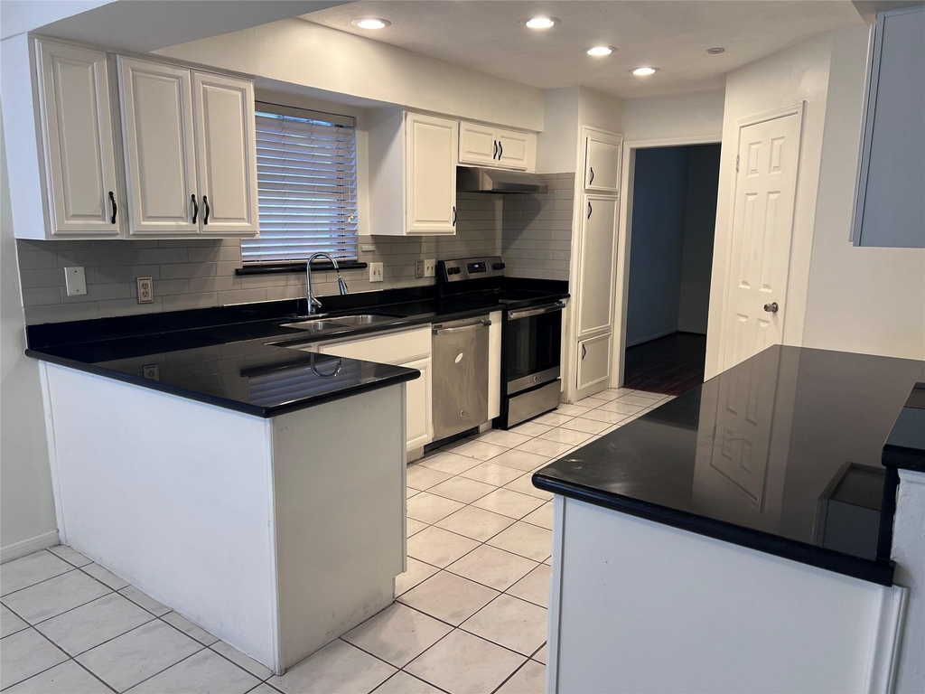 10118 Sageglow Drive - Photo 1