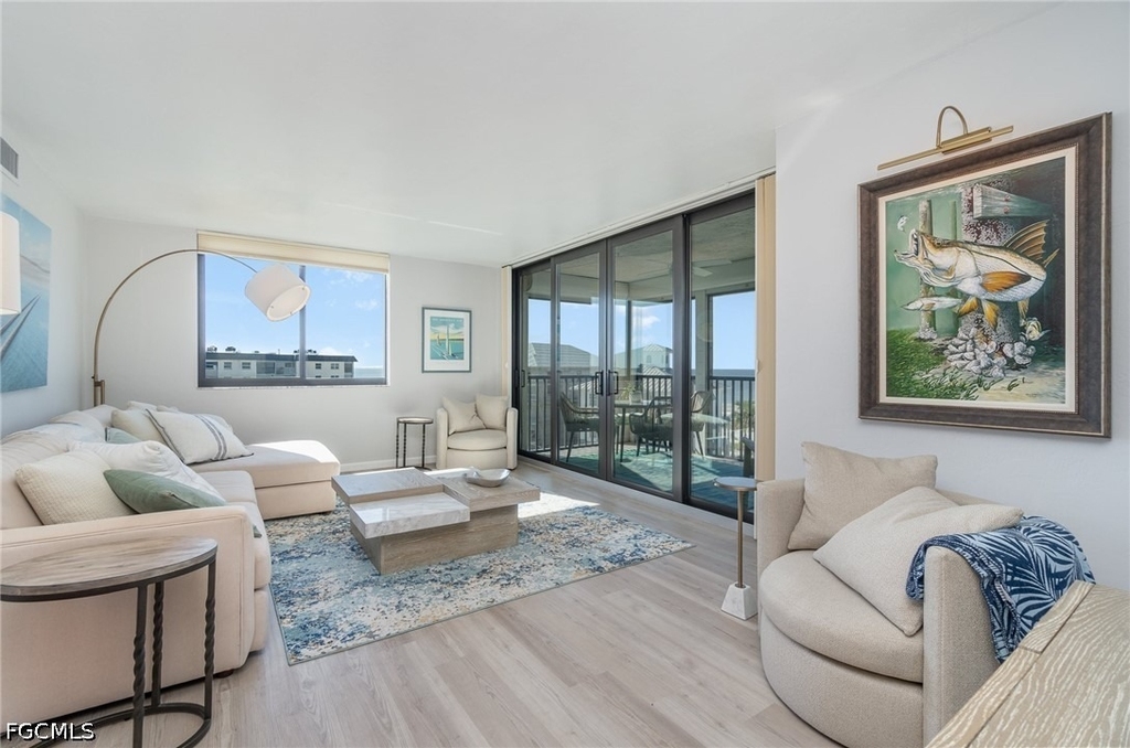 2810 Estero Boulevard - Photo 0