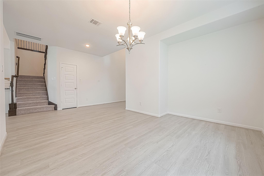 3111 Trishelle Court - Photo 8