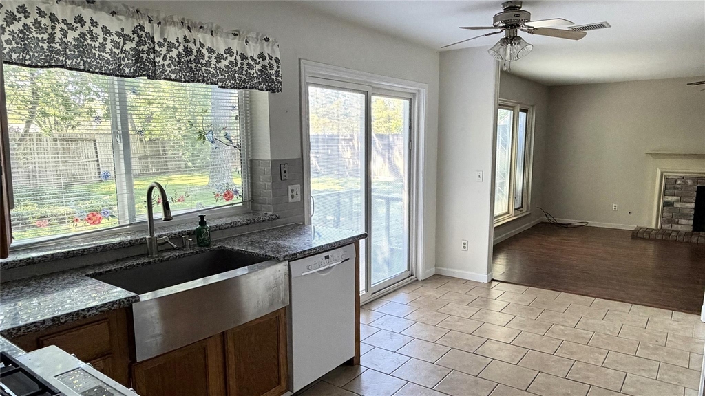 7771 Springville Drive - Photo 6