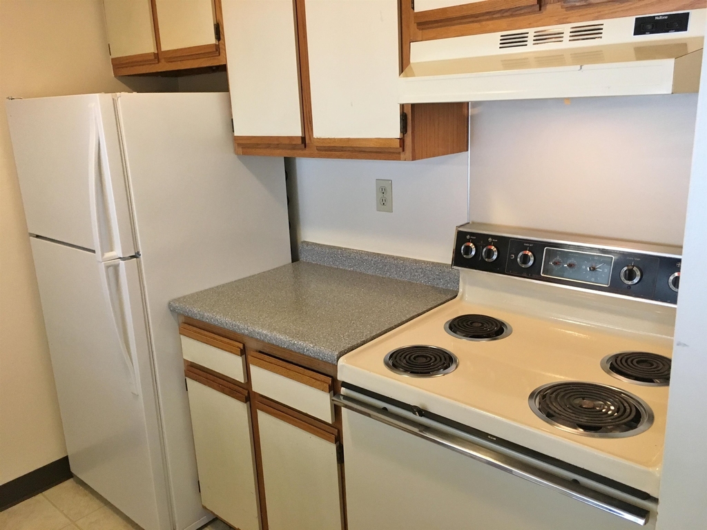 171 Eastern - Photo 10