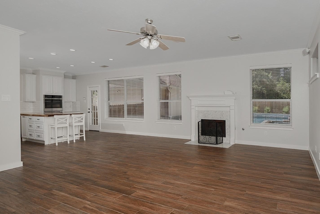23 Shellbark - Photo 9