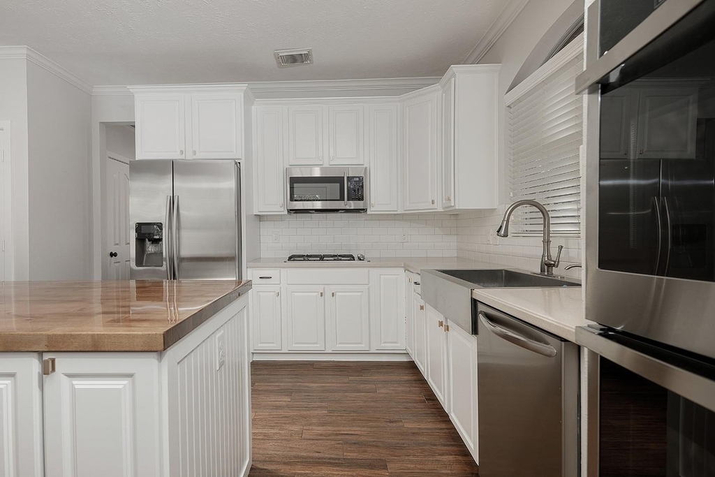 23 Shellbark - Photo 12