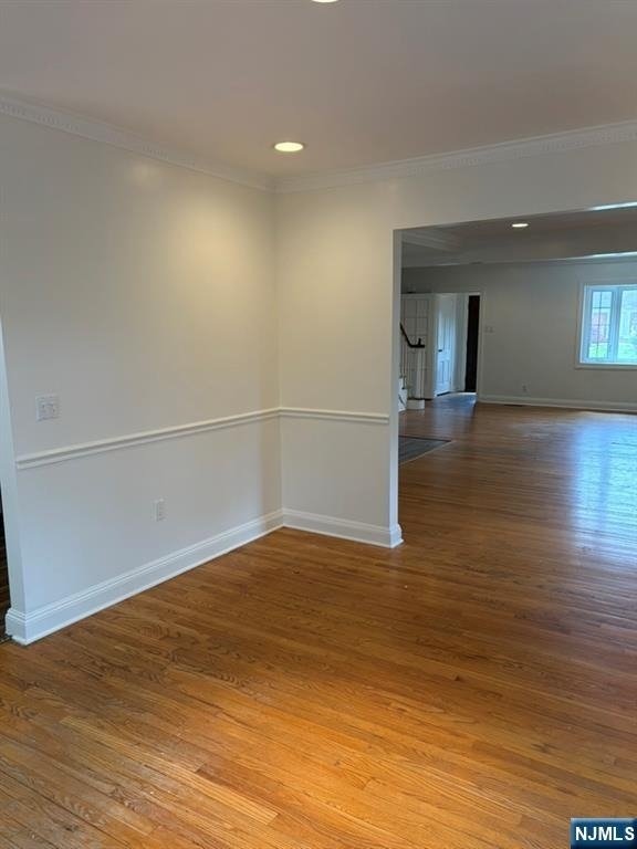 521 Pleasant Valley - Photo 3