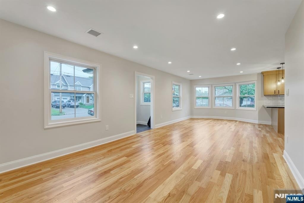 134 Johnson - Photo 4