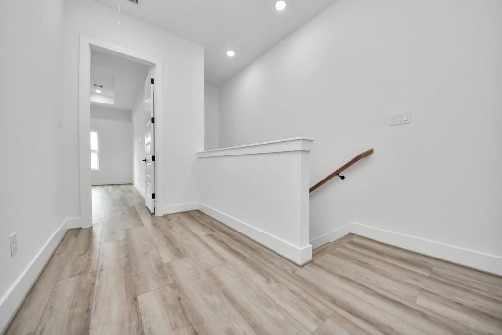 2408 Lorraine Street - Photo 21