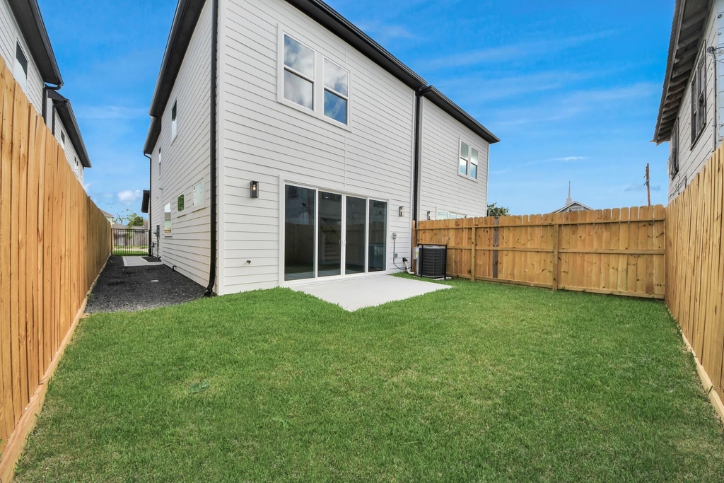 2408 Lorraine Street - Photo 37