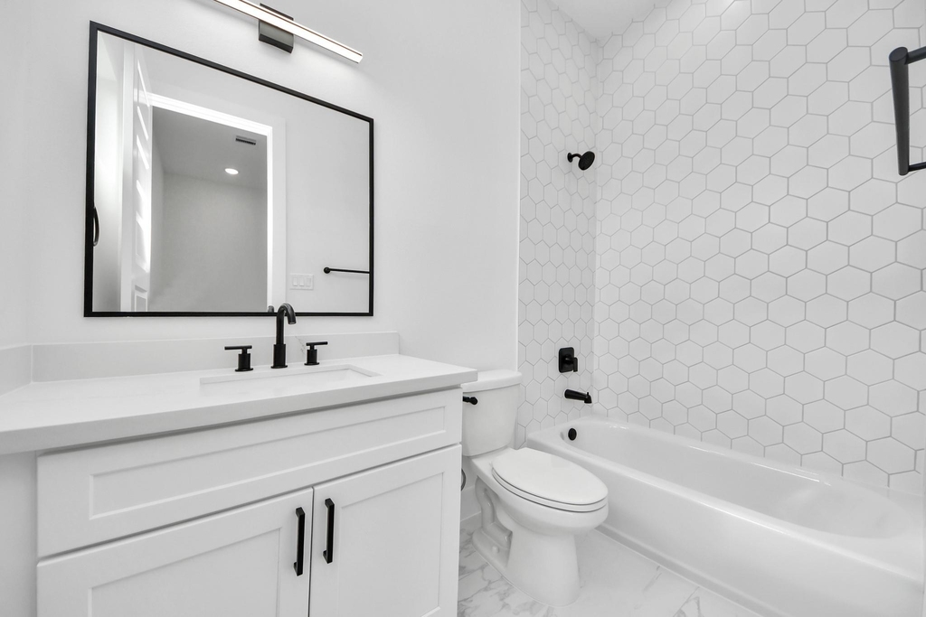 2408 Lorraine Street - Photo 36