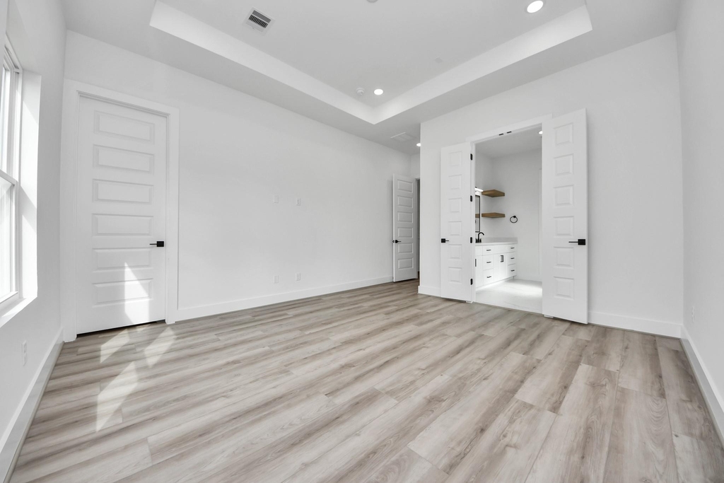 2408 Lorraine Street - Photo 24