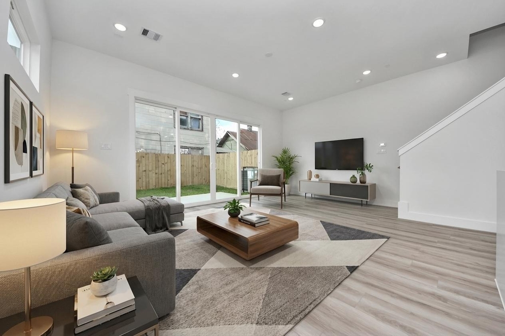 2408 Lorraine Street - Photo 15