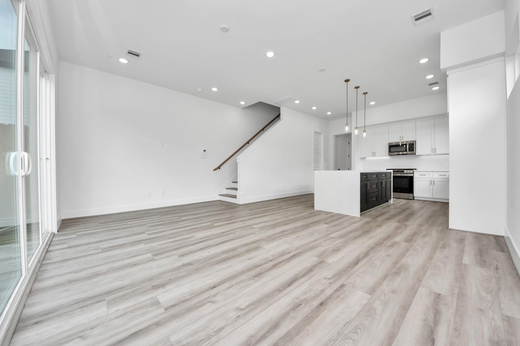 2408 Lorraine Street - Photo 16