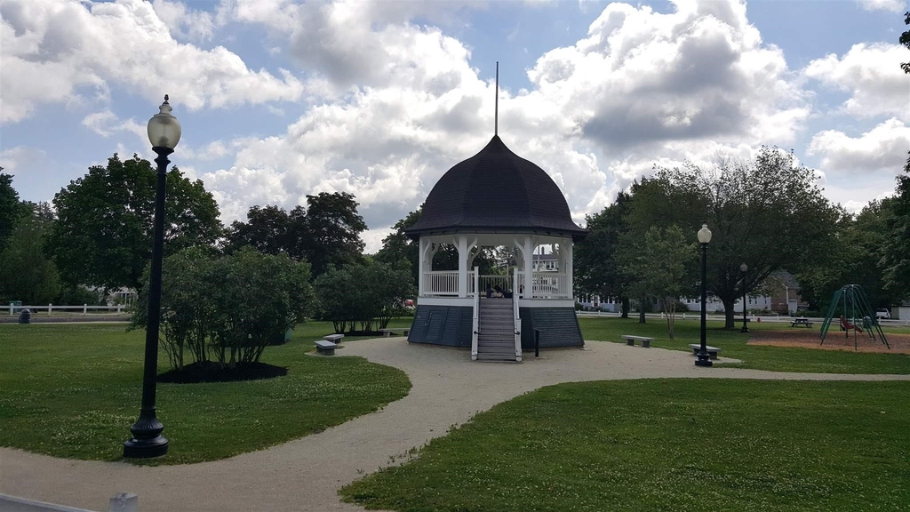 68 Charles - Photo 11